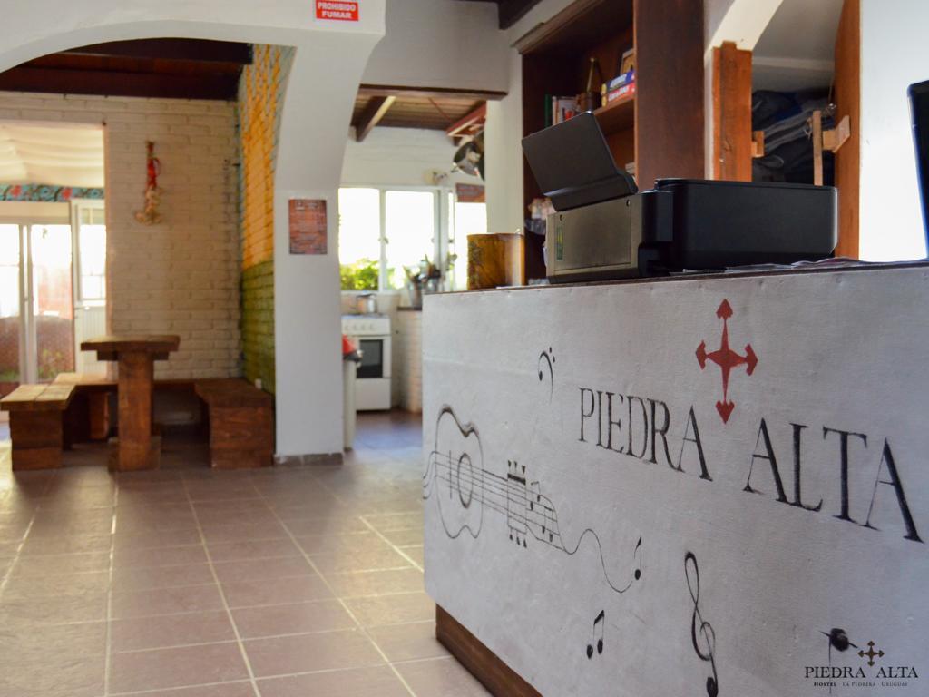 Piedra Alta Hostel & Suites La Pedrera Exterior foto